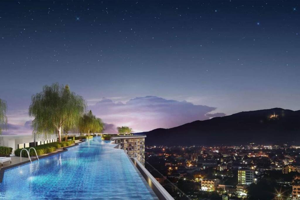 Modern Style Room With Sky Pool 古城边天际泳池公寓 Chiang Mai Buitenkant foto