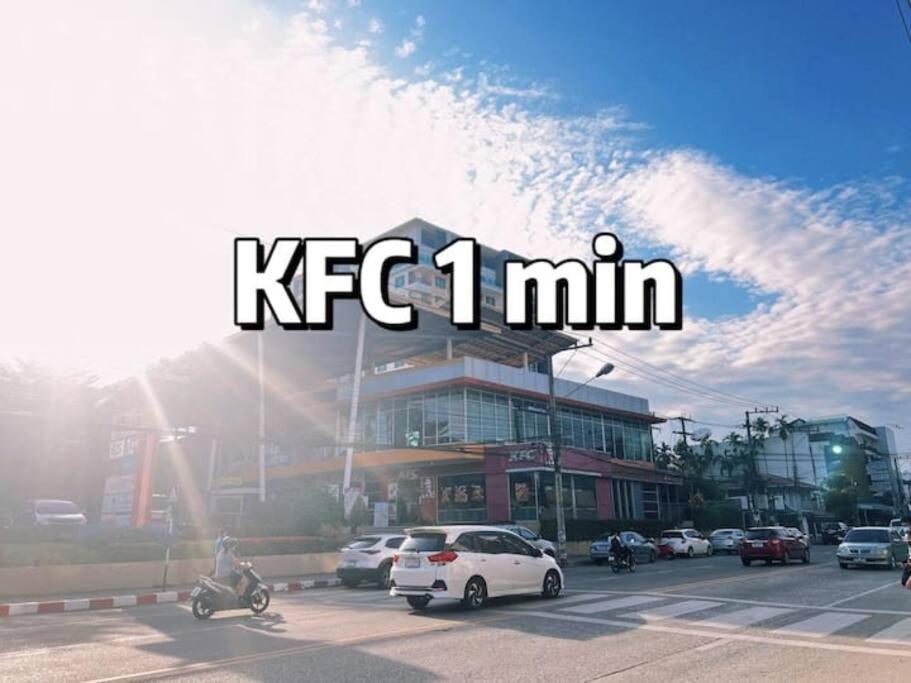 Modern Style Room With Sky Pool 古城边天际泳池公寓 Chiang Mai Buitenkant foto